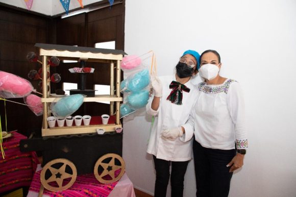 Impulsa SMDIF profesionalización de personas con discapacidad; se gradúan estudiantes de gastronomía