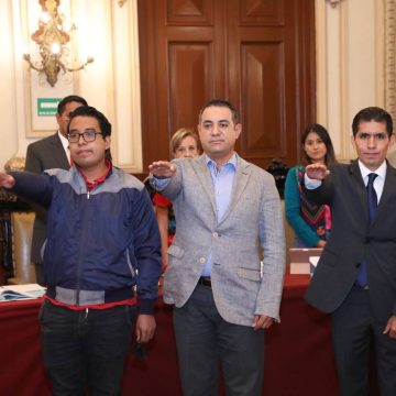 Eduardo Rivera Pérez toma protesta a integrantes del comité ciudadano para la transparencia y municipio abierto