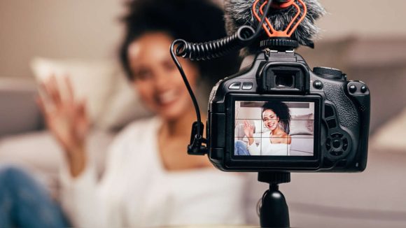 285028_850604 Morena propone que ‘influencers’ paguen impuestos cuando lucren con su contenido