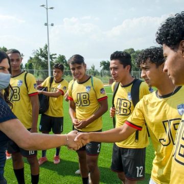 Norma Layón inaugura primera cancha de fútbol 7 en Texmelucan