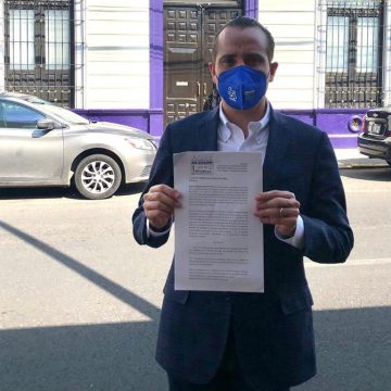 Presenta Riestra Piña denuncia contra  ex alcaldesa de Puebla por desvío de recursos