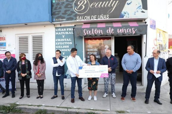 Ayuntamiento negocios 100 emprendedores locales recibieron del Ayuntamiento apoyo crediticio para sus negocios