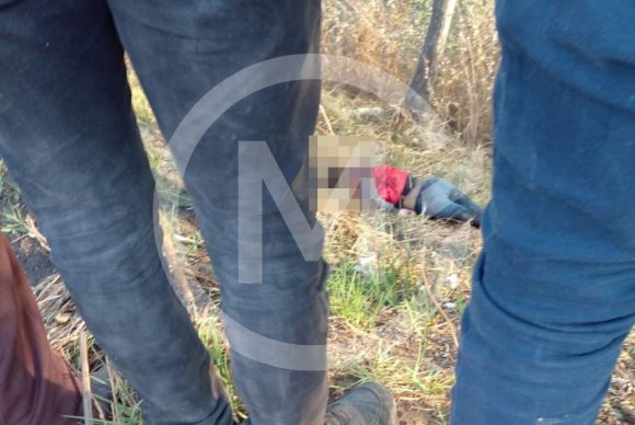 Localizan sin vida a una mujer en barranca de Aparicio