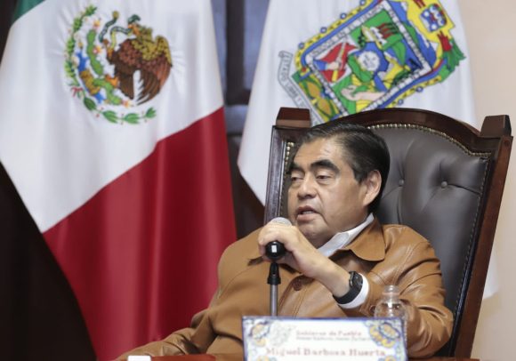 Imposición del cubrebocas viola la ley: Gobierno