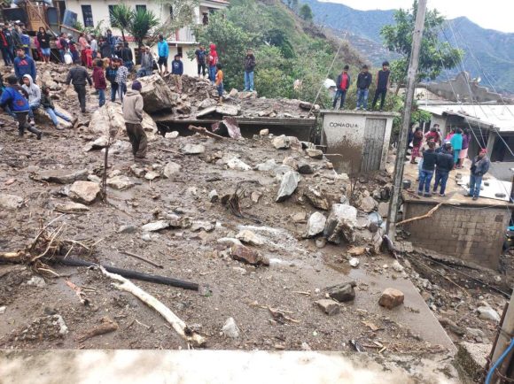 Aumenta a 11 el número de personas muertas en Oaxaca por el huracán “Agatha”