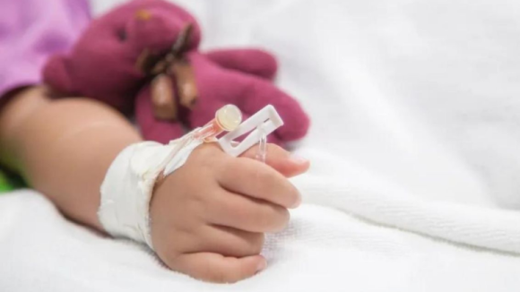 Reporta Salud un probable caso de hepatitis aguda grave