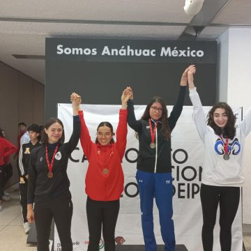 Luz Nohemí Cervantes gana título en el Nacional de Taekwondo de CONADEIP
