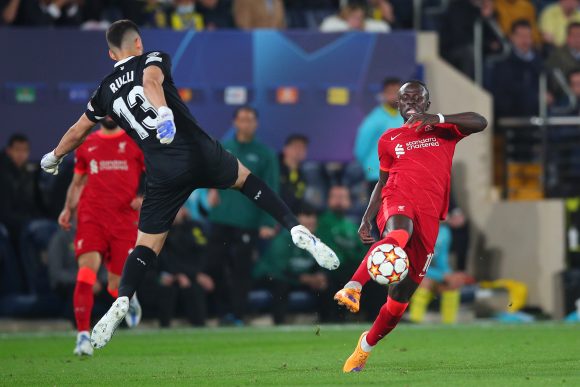 El Liverpool frenó el milagro del Villarreal y se mete a la final de la Champions