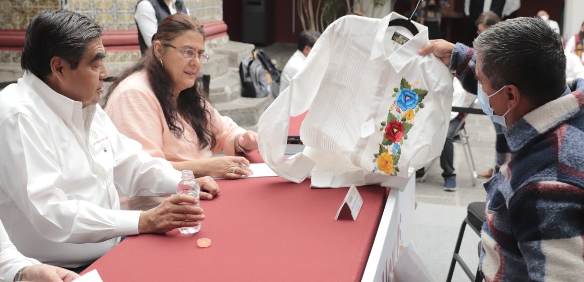 “En Puebla hay quien defienda a la gente pobre”: beneficiario del “Martes Ciudadano”