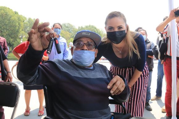 Gobierno de San Pedro Cholula entrega premios a ganadores del Sorteo Predial 2022