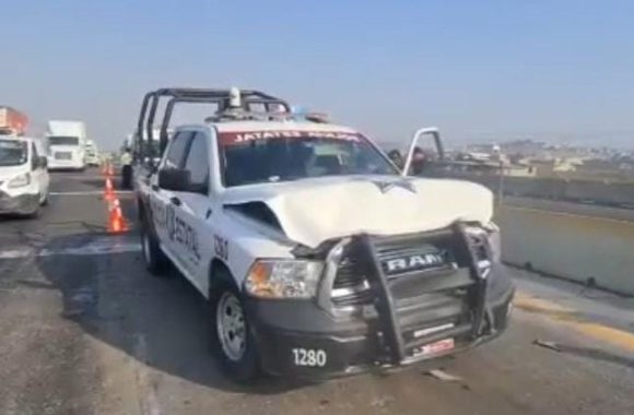 Chocan patrullas de la Estatal en la Puebla-Orizaba