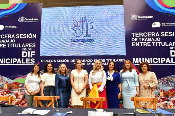 Red DIF municipales Liliana Ortiz tomó protesta como Co-presidenta de la Red Nacional de Sistemas Municipales DIF