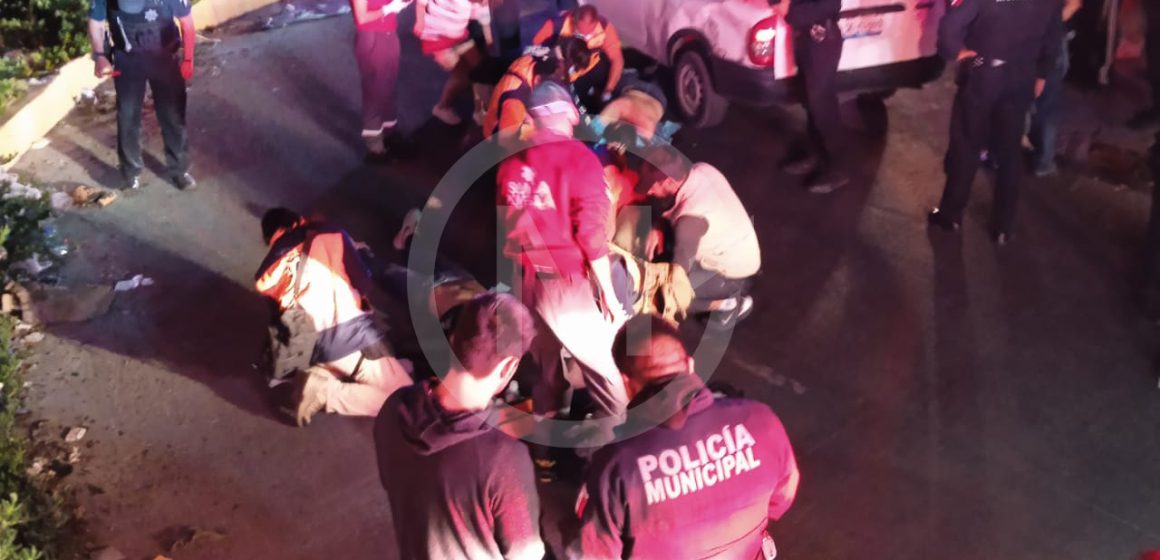 Atacan a balazos a dos hombres sobre Periférico