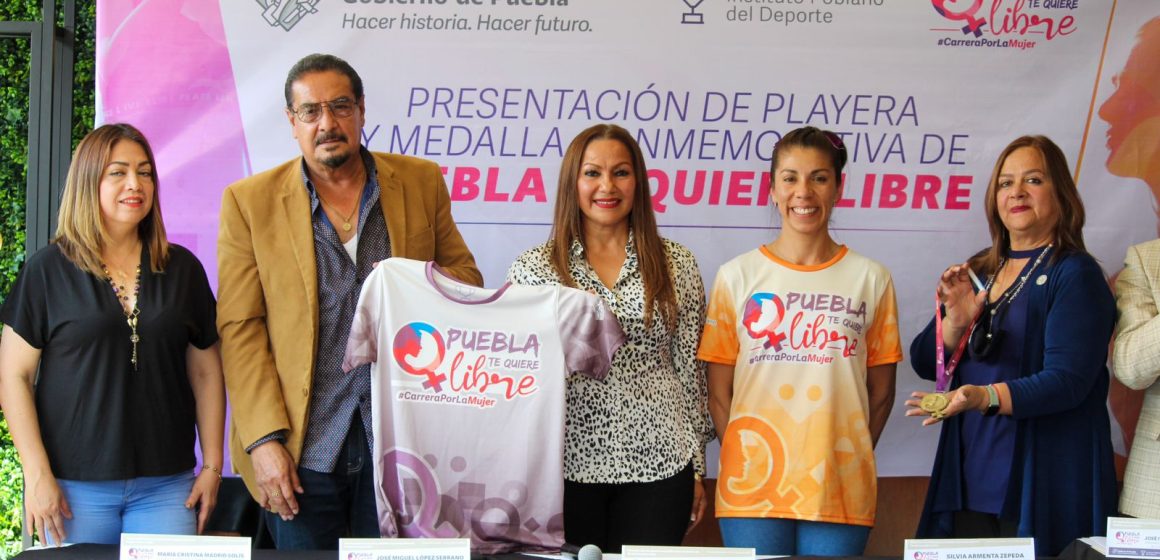 Presenta INPODE playera y medalla de carrera “Puebla te quiere libre”