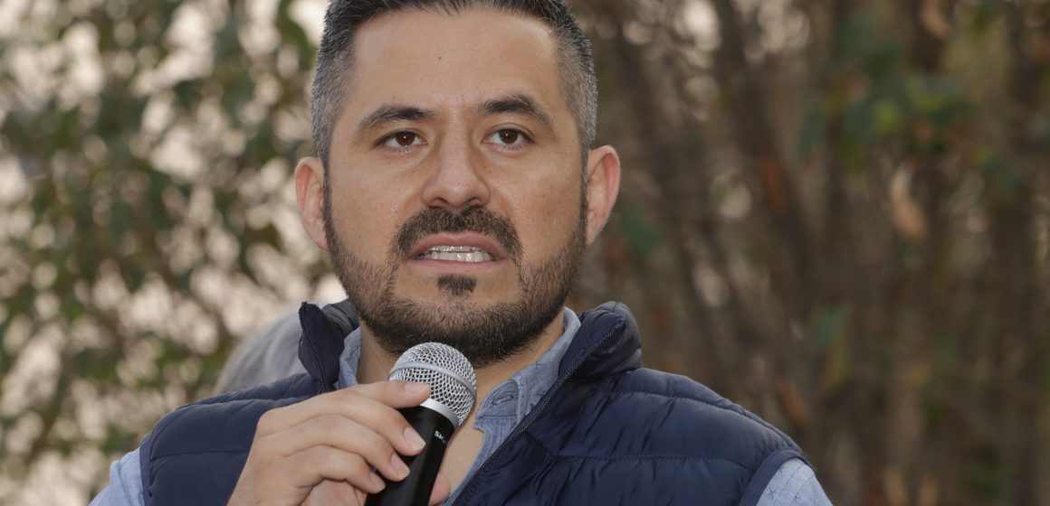 Viable la propuesta de empresarios sobre pago de parquímetros: Adán Domínguez