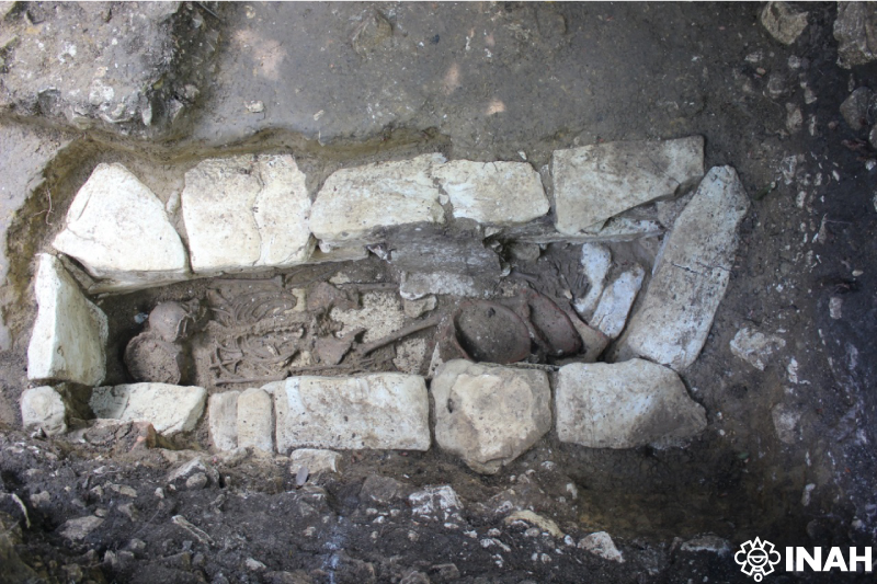 Descubren entierro prehispánico de una mujer en Palenque, Chiapas