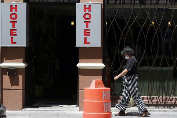 hoteles-426491 Confían hoteleros que a partir de este martes estén delimitados las zonas de carga y descarga