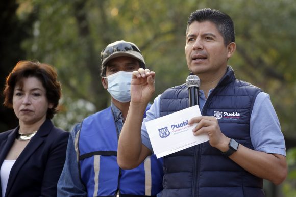 Pide de nueva cuenta Eduardo Rivera una reunión al gobernador Barbosa