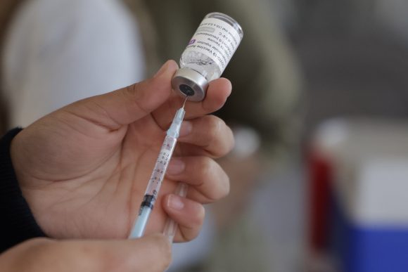EU comenzará a vacunar contra Covid-19 a bebés desde los 6 meses de nacidos
