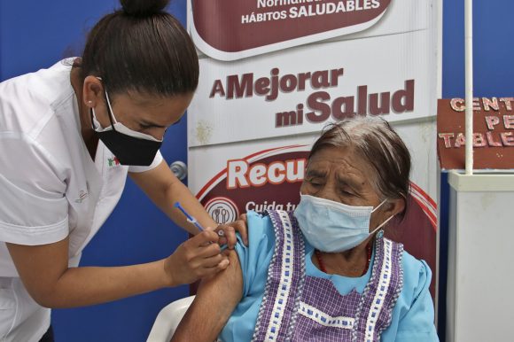 VACUNACIÓN COVID-19 . PETLALCINGO Por décimo tercer día, cero casos de fallecidos por COVID-19: Salud