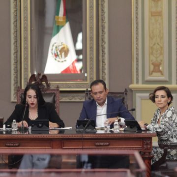 Recibe y turna Pleno de la LXI Legislatura paquete de iniciativas el Ejecutivo del Estado