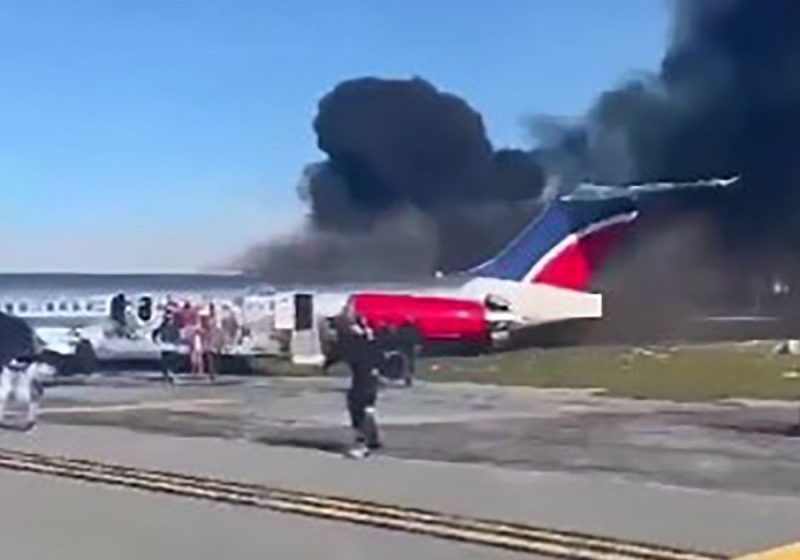 Se incendia avión tras aterrizar en el Aeropuerto de Miami