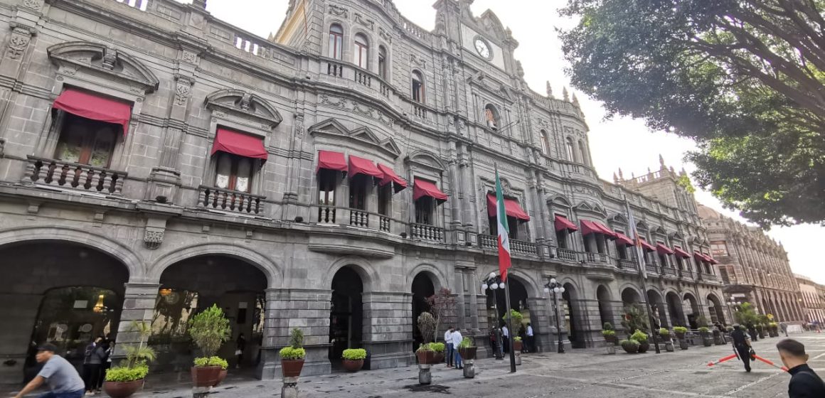 Aprueba comisión de Hacienda del Ayuntamiento de Puebla línea de crédito por 160 mdp