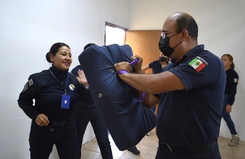 Se capacita personal de SSP de San Pedro Cholula para implementar taller “Mujer segura”