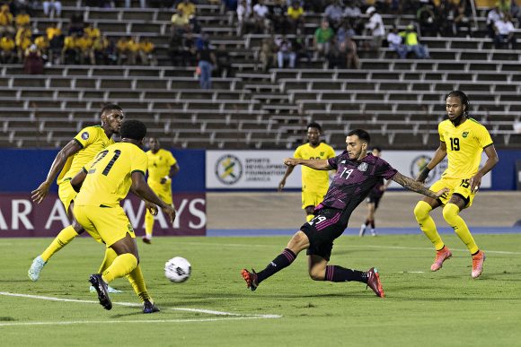 México sale tablas en su vista ante Jamaica