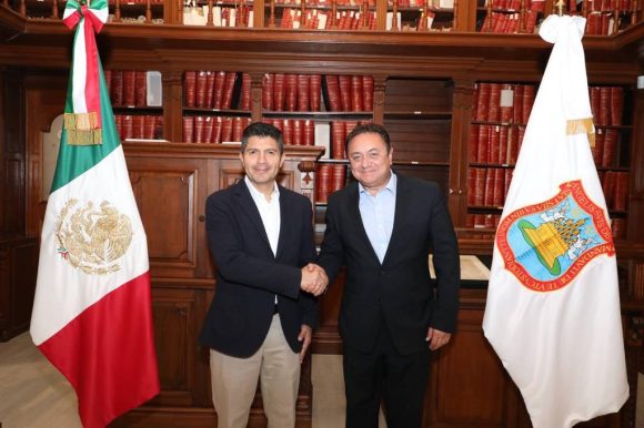 WhatsApp-Image-2022-06-16-at-1.44.46-PM Nombran a Felipe Velázquez Gutiérrez como nuevo secretario SG y DU