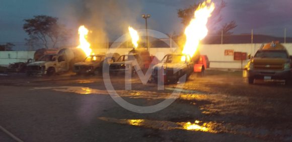Arden seis pipas de Flama Gas en Tepeojuma por falla de válvulas