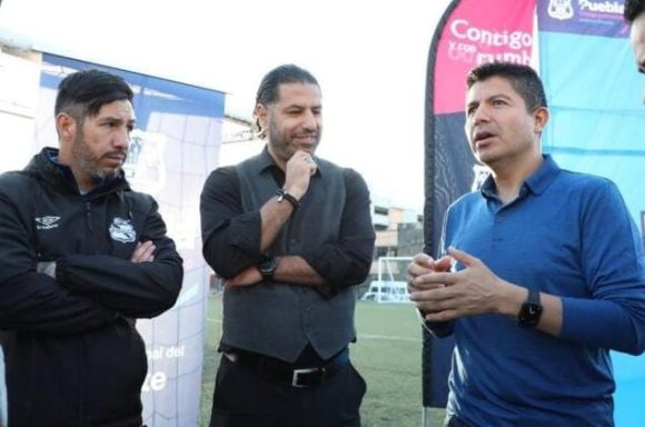 a55cf5d4-e677-4df7-83ce-8e9a3b6c448c Ayuntamiento busca que motociclistas porten casco y chalecos con número de placa