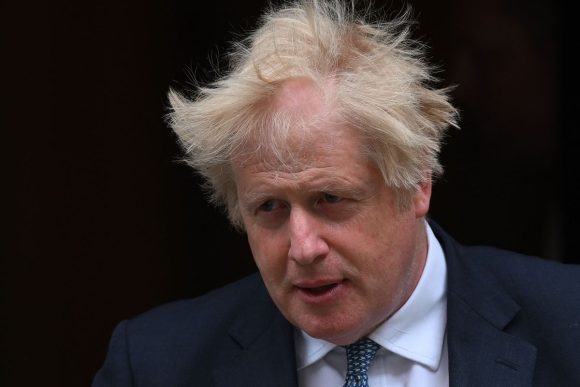 Boris Johnson Gana votación para continuar como primer ministro de Reino Unido