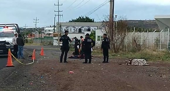 Muere mujer motociclista en la carretera Izúcar-Atlixco