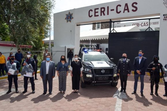 Entregan equipamiento policial a elementos de seguridad de Texmelucan
