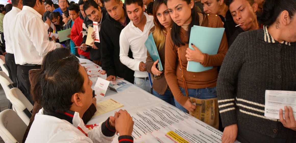 Déficit de empleos formales en México: Coparmex