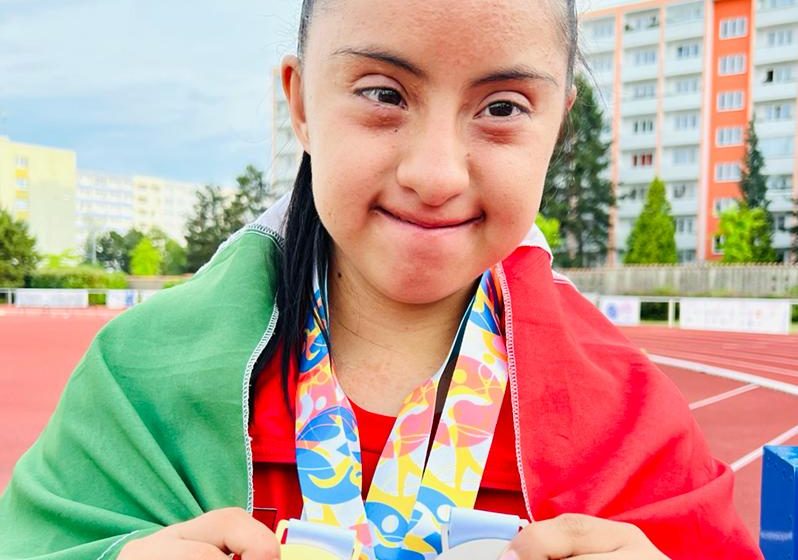 La poblana Eloísa Mosqueda ganó oro e impuso marca en Campeonato Mundial de Síndrome de Down