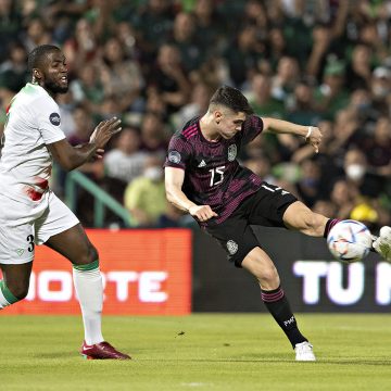 México logra victoria ante Surinam