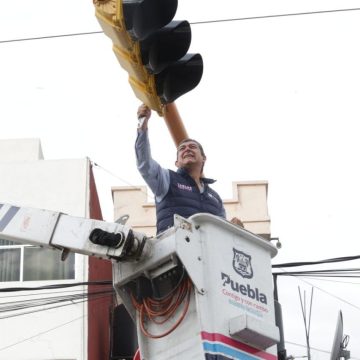 Red semafórica de Avenida Circunvalación será retirada por el Ayuntamiento de Puebla