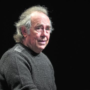 Joan Manuel Serrat se presentará en el Zócalo capitalino durante el Festival Cervantino