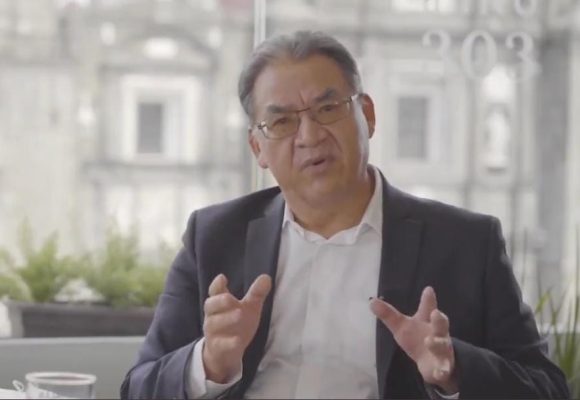 Melitón Lozano buscará la gubernatura de Puebla