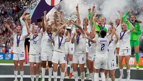 Inglaterra conquista la Eurocopa Femenil