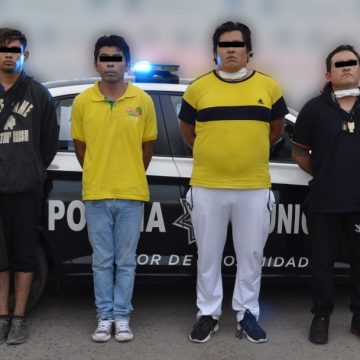 Detuvo Policía Municipal a 4 hombres por robo a transeúnte