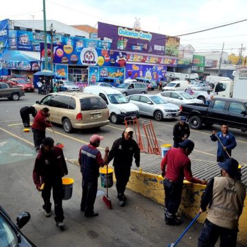 Ayuntamiento de Puebla realiza labores de mantenimiento en la Central de Abasto