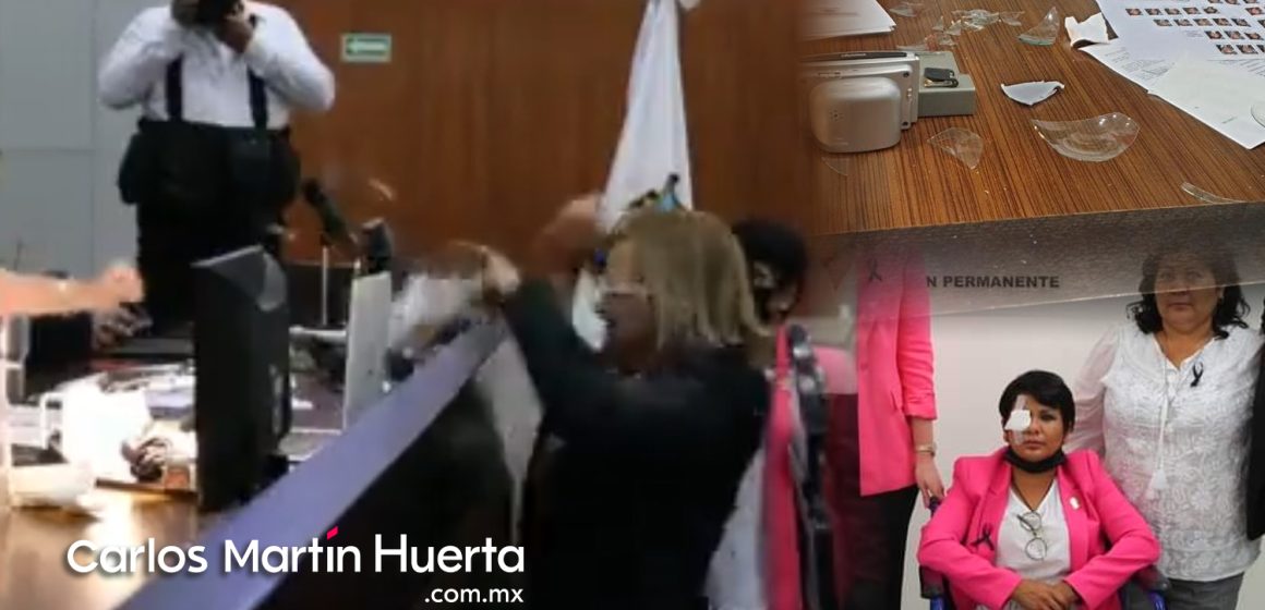 (VIDEO) Diputada morenista pelea por urna y lastima a compañera