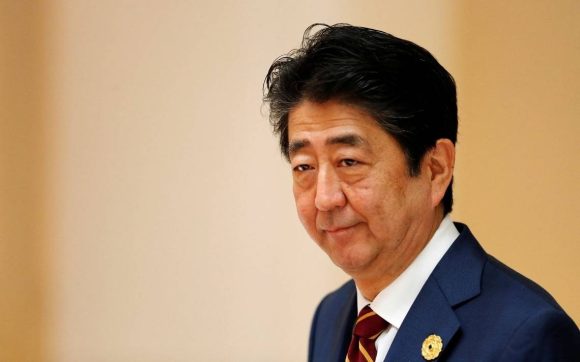 Balean a Shinzo Abe, exprimer ministro japonés