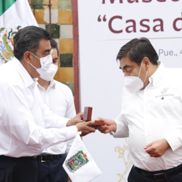 Barbosa Huerta felicita a Sergio Salomón por sus aspiraciones a la gubernatura de 2024