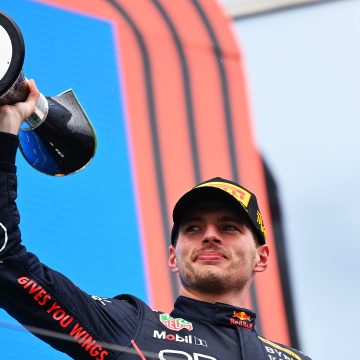 Verstappen gana el GP de Hungría; Checo queda quinto