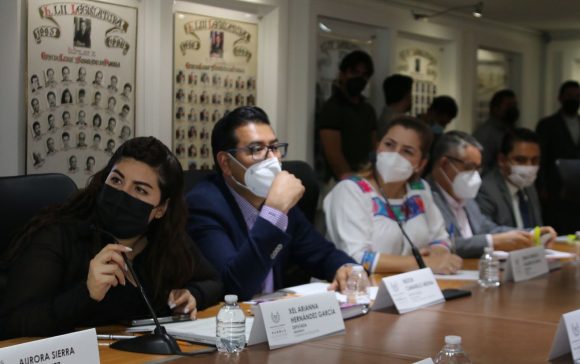 Promoverán la educación e inclusión financiera en los jóvenes; aprueban Comisiones del Congreso