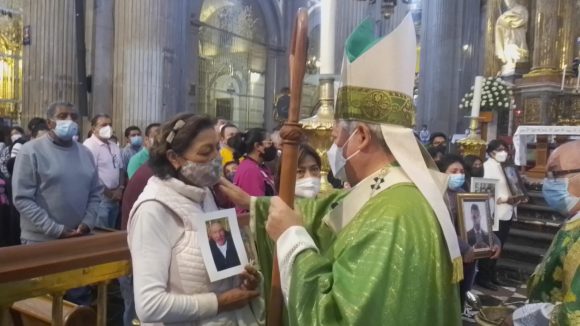 “Se están viviendo tiempos difíciles, de inseguridad y violencia”: arzobispo de Puebla